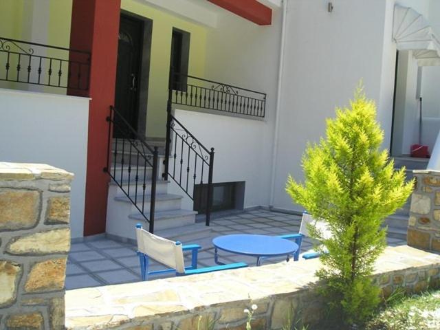 Golden Beach Inn Hriszí Amudiá Kültér fotó